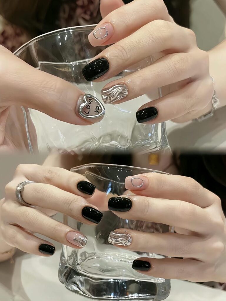 Mẫu nail đen mix tráng gương nổi cá tính