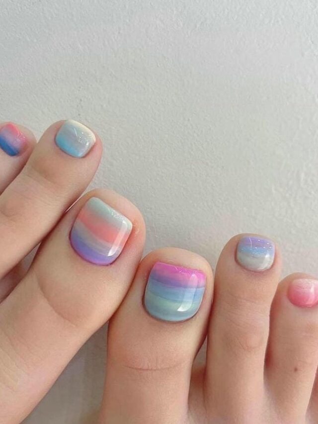 Ảnh mẫu nail chân nhiều màu tông pastel cho móng ngắn