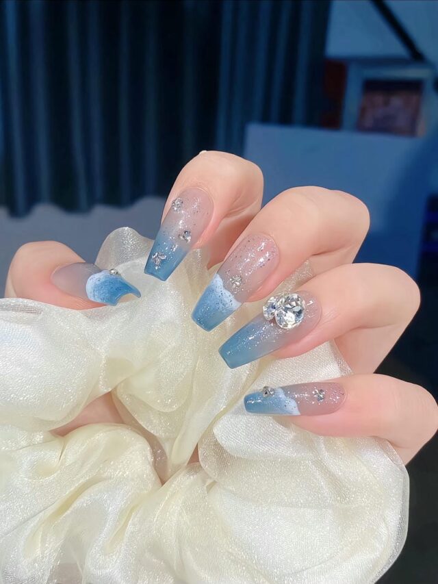 Mẫu nail mùa hè đẹp