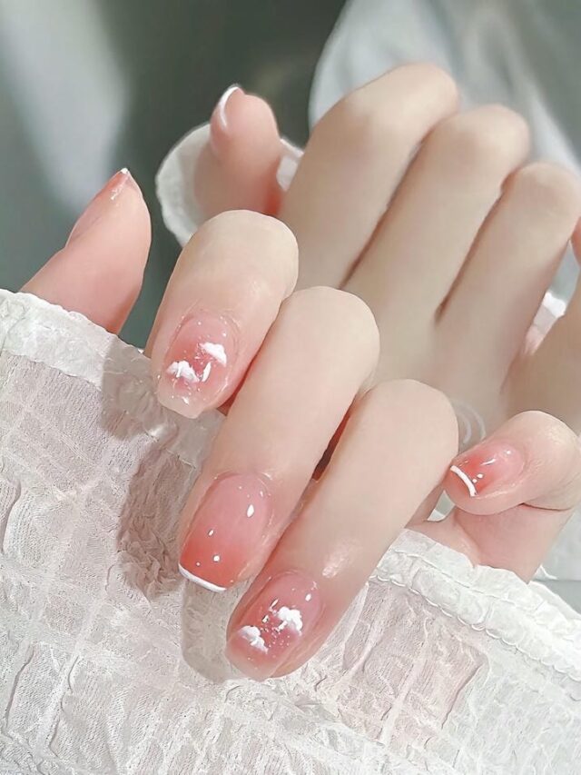 Mẫu nail thạch cam móng ngắn họa tiết đám mây đẹp