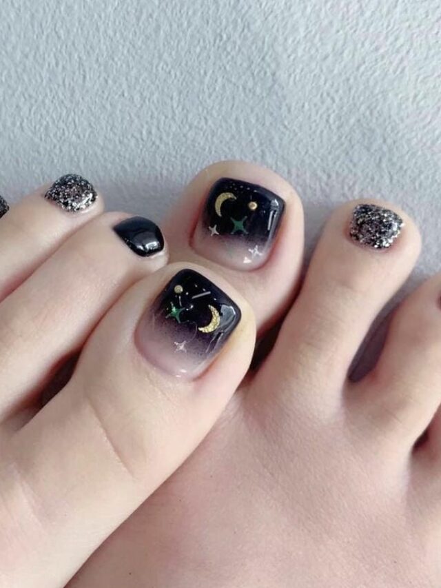 Nail chân ombre đen kết hợp nhũ đơn giản, nổi bật