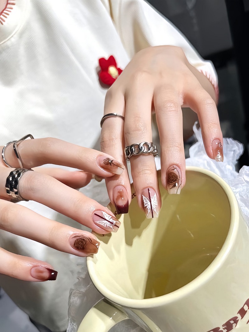 Mẫu nail vẽ cho mùa thu 