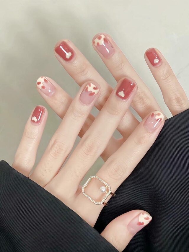 Mẫu nail bò sữa màu hồng dành cho móng ngắn
