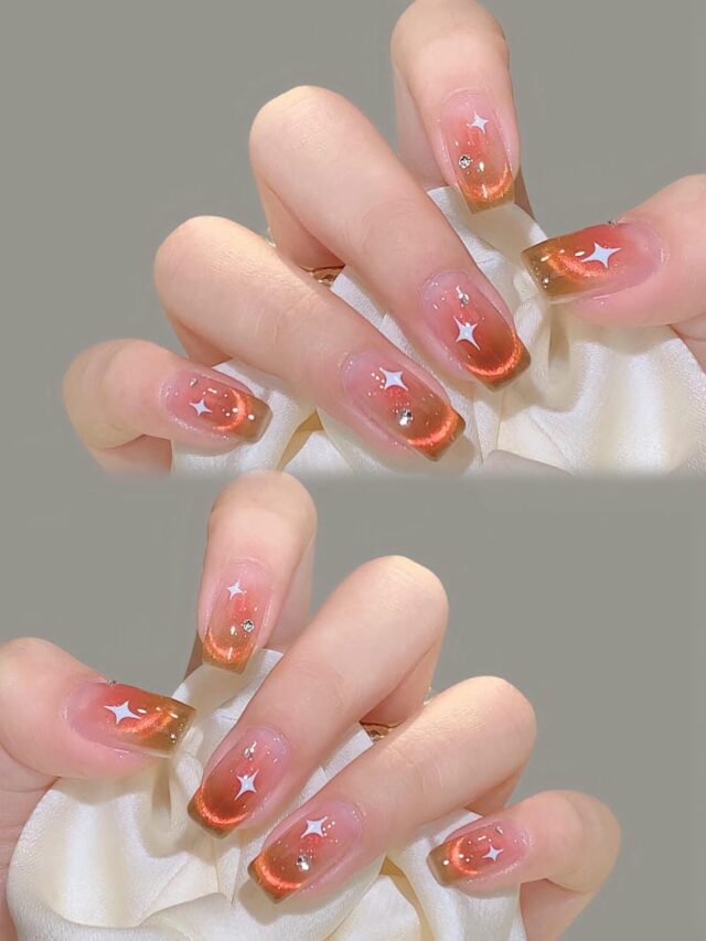 Mẫu nail nhũ đơn giản