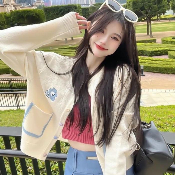 Hình ảnh gái xinh đeo kính siêu cute