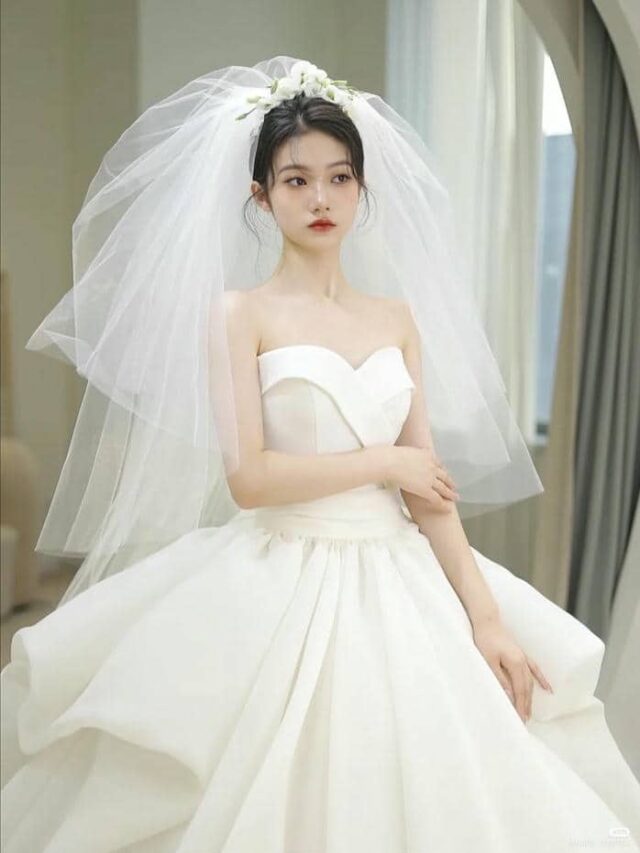 Ảnh hình gái xinh mặc váy cưới tùng xòe cúp ngực