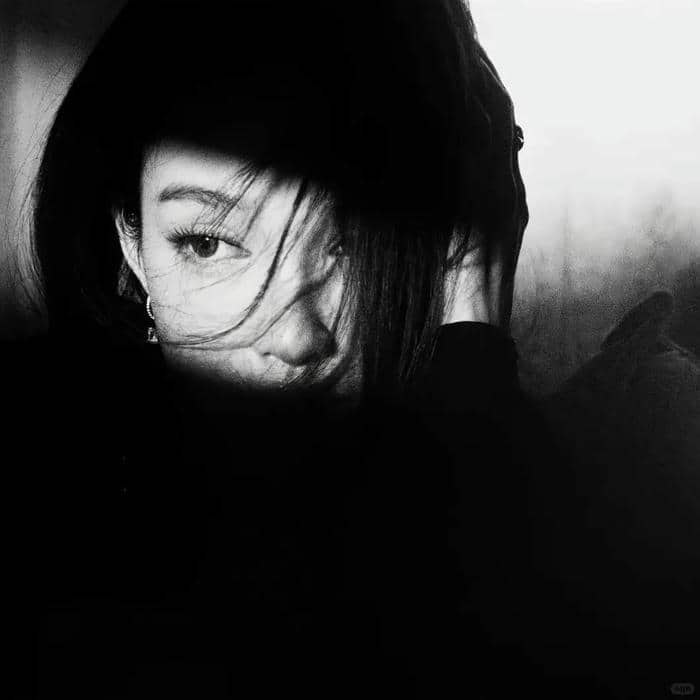 ảnh avatar đen trắng
