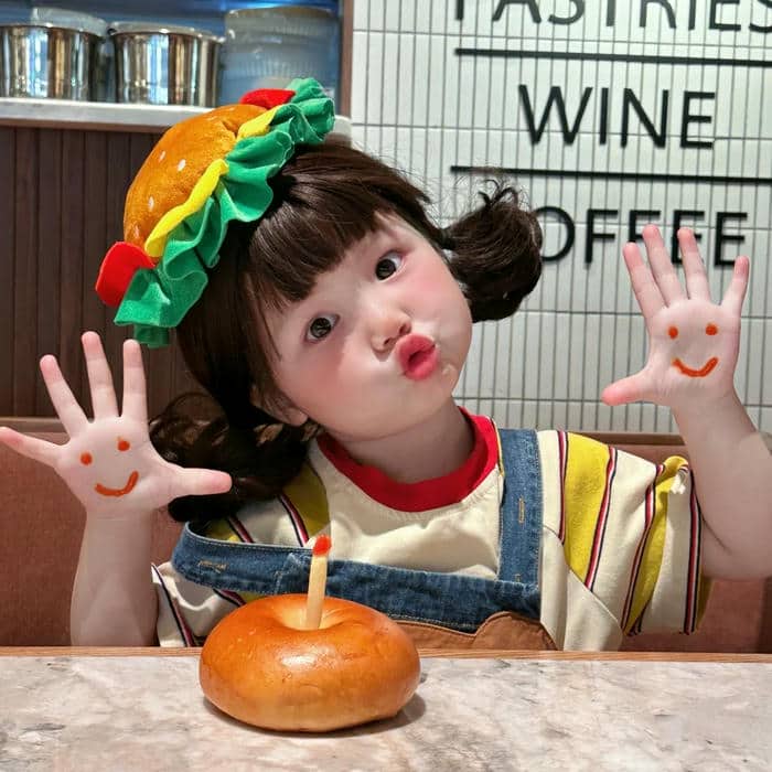 avatar ảnh em bé cute