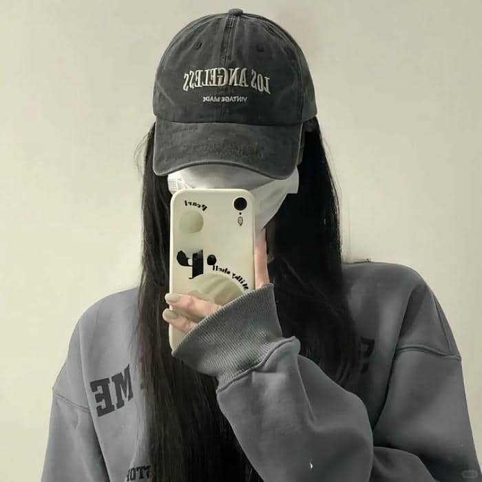 avatar đội mũ (1)
