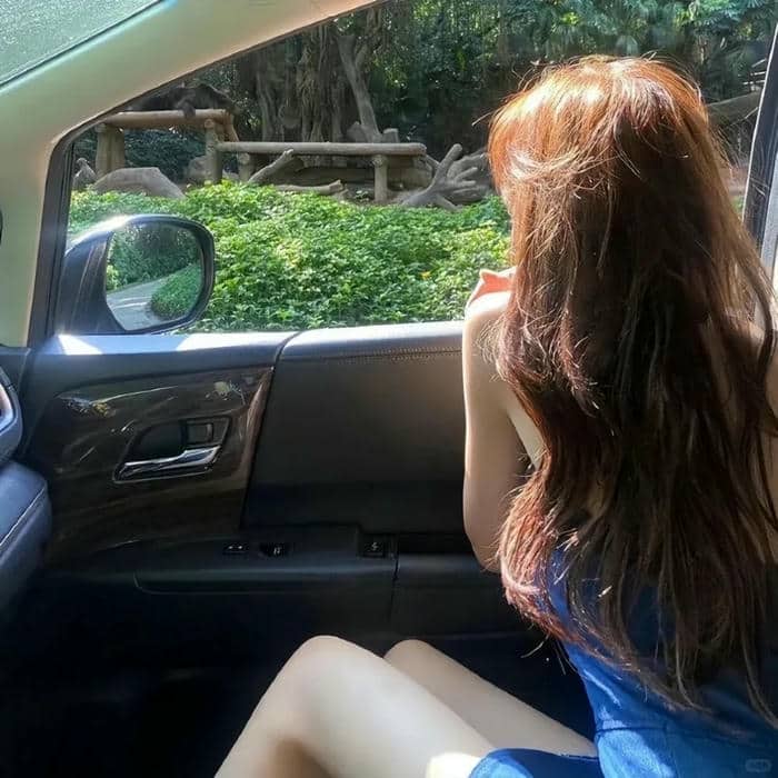 hình ảnh avatar cá tính nữ người thật